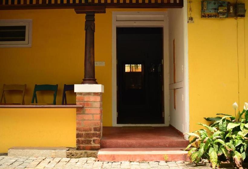 هاستل Design Ashram