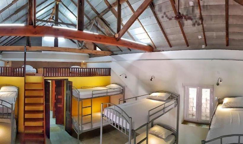 هاستل Design Ashram