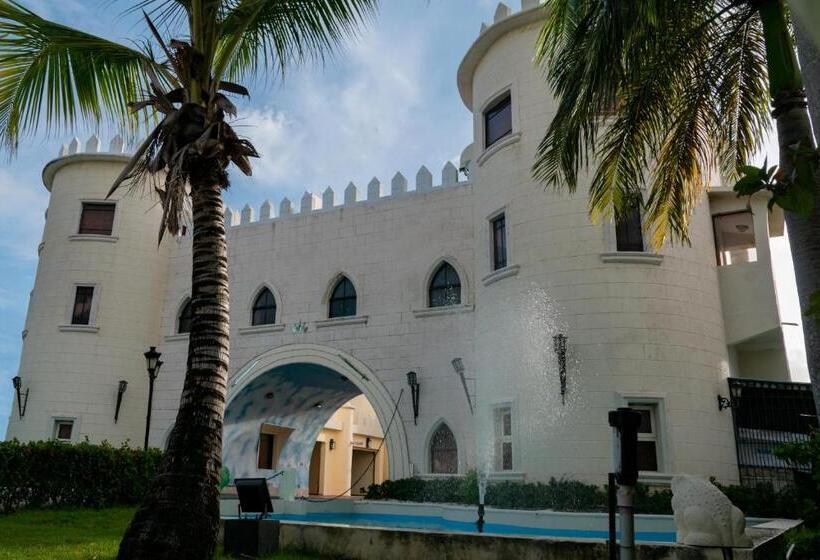 Aparthotel Castillo Real