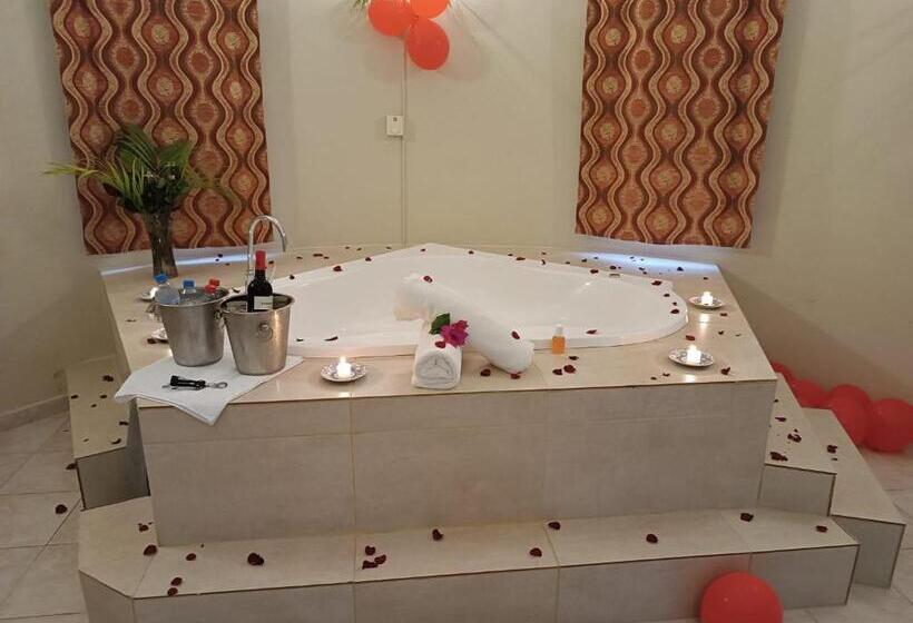 Aparthotel Castillo Real