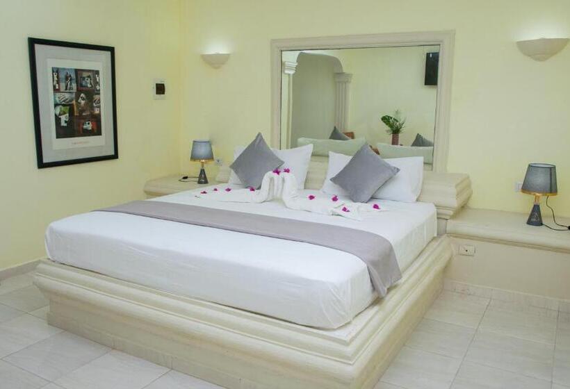 Aparthotel Castillo Real