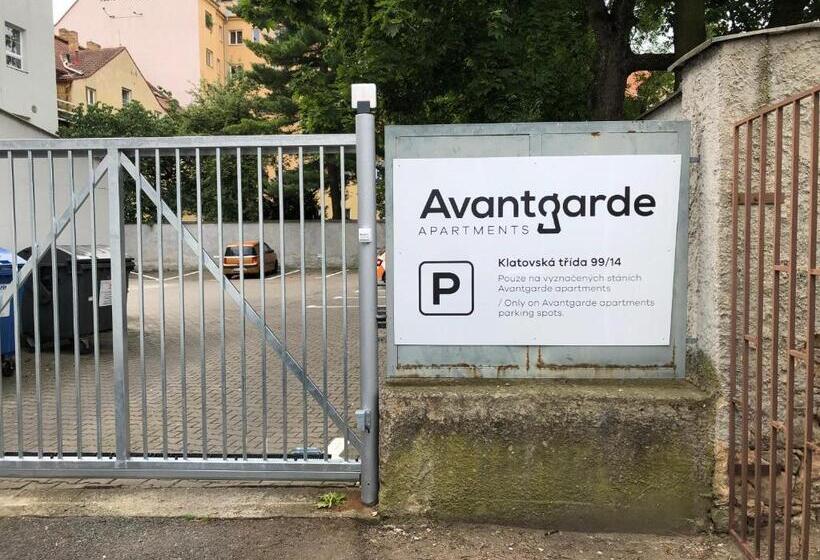 Avantgarde Apartments