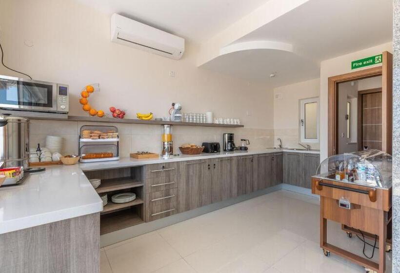 تختخواب و صبحانه Dun Gorg Guest House