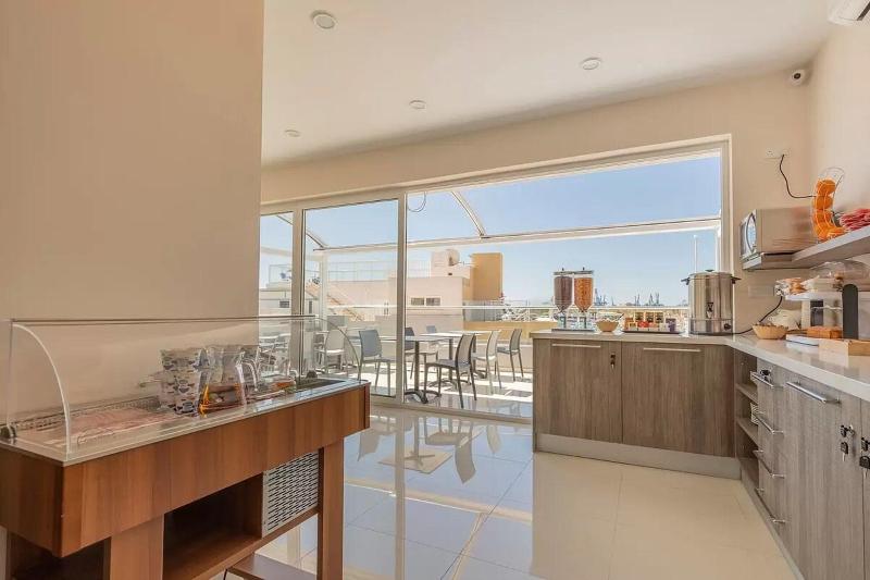 تختخواب و صبحانه Dun Gorg Guest House