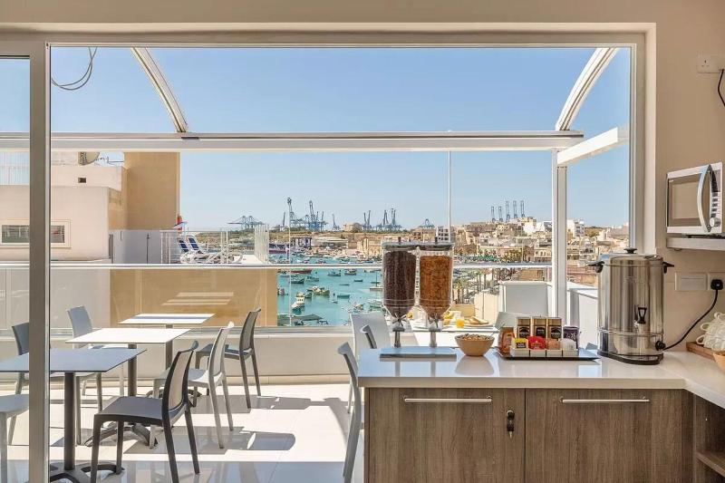 تختخواب و صبحانه Dun Gorg Guest House