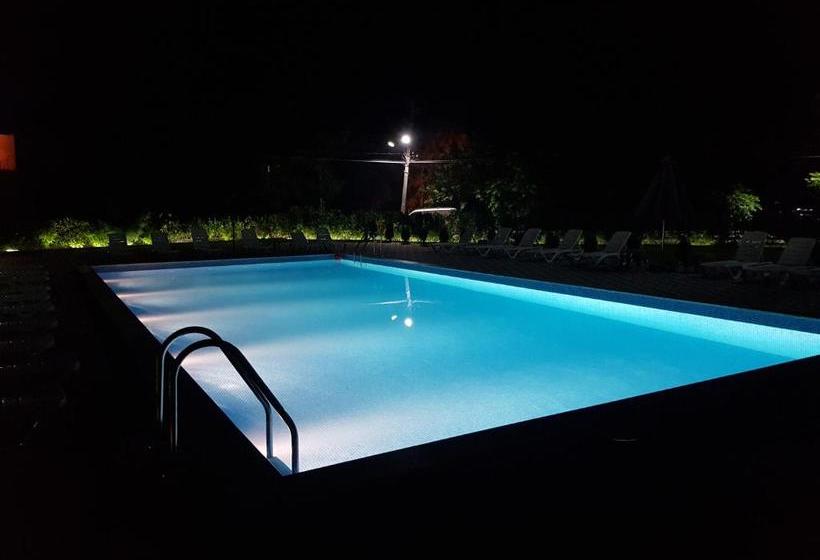 בית מלון כפרי Comfort