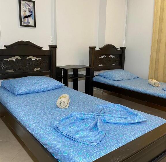 هتل Hospedaje Balcones De La Colina