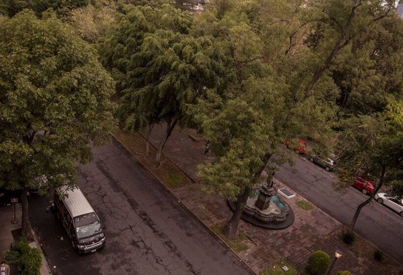 Отель Milan Cdmx