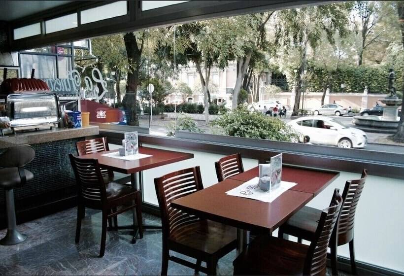 Отель Milan Cdmx