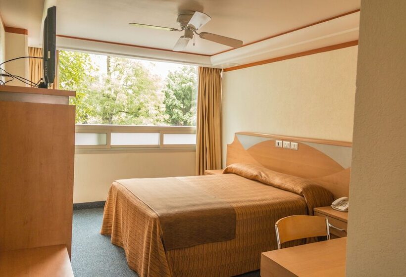 Отель Milan Cdmx