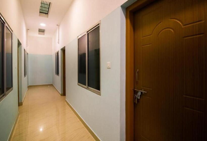 בית מלון כפרי O Royal King