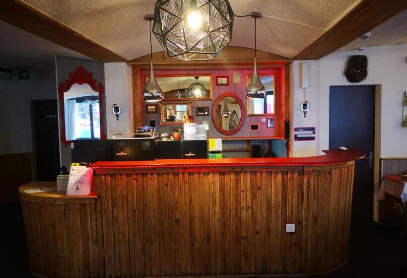 فندق Weisses Rössli