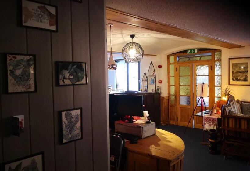 فندق Weisses Rössli