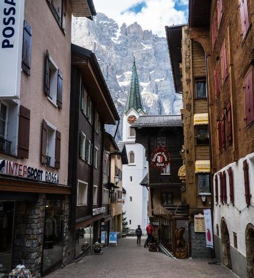 فندق Weisses Rössli