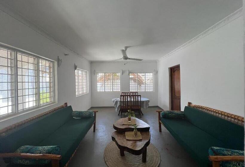 פנסיון Hakuna Matata Guest House
