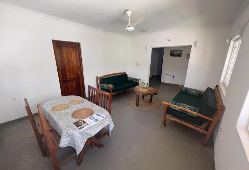 פנסיון Hakuna Matata Guest House