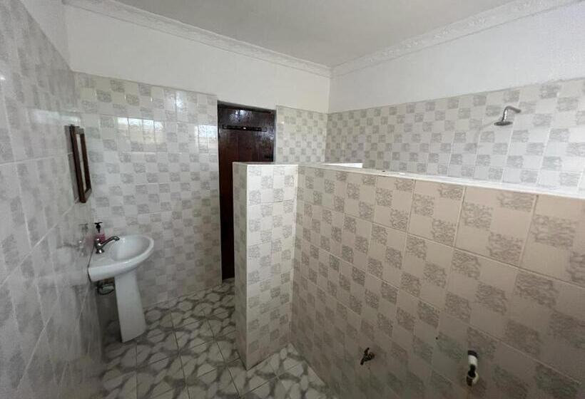 פנסיון Hakuna Matata Guest House