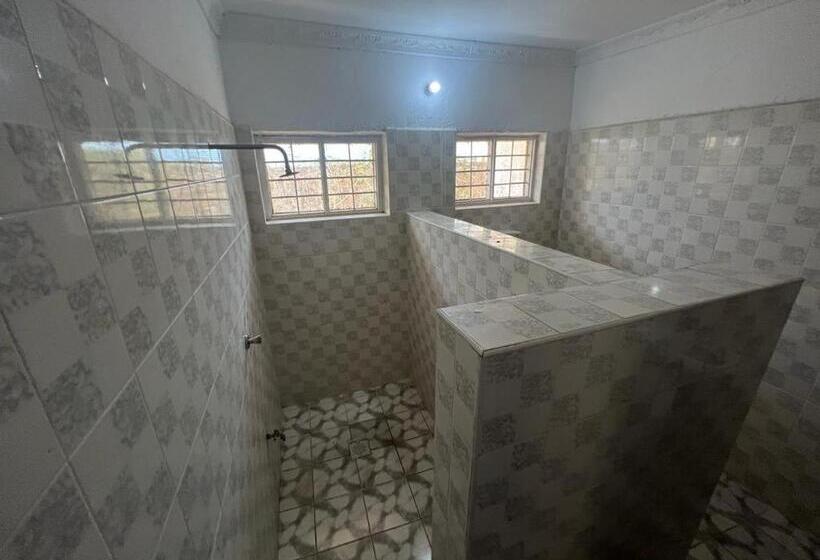 פנסיון Hakuna Matata Guest House