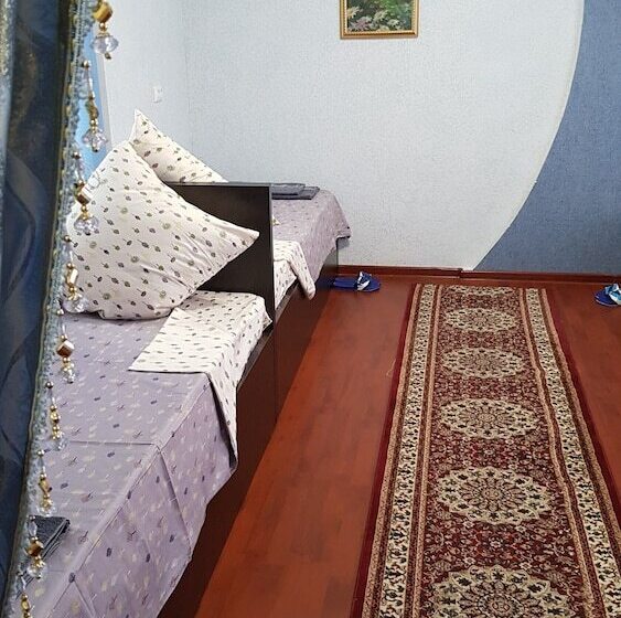 פנסיון Minorai Xurd