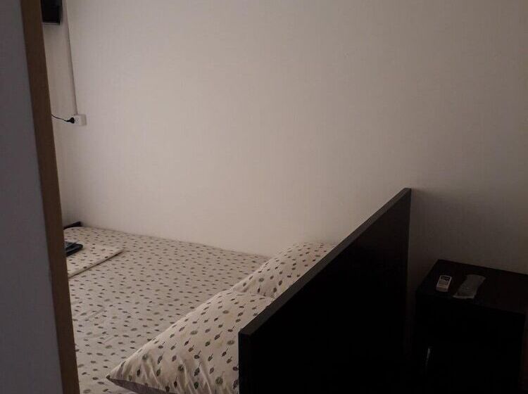 פנסיון Minorai Xurd