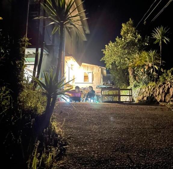 پانسیون Umi No Mieru Ie Ocean View