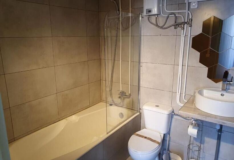 بنسيون Urban Suites