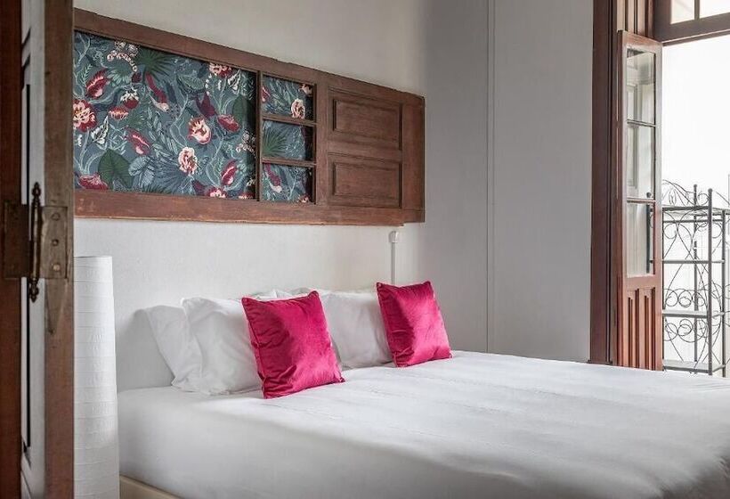 بنسيون Urban Suites