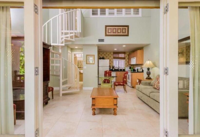 Coconut Mallory Resort And Marina