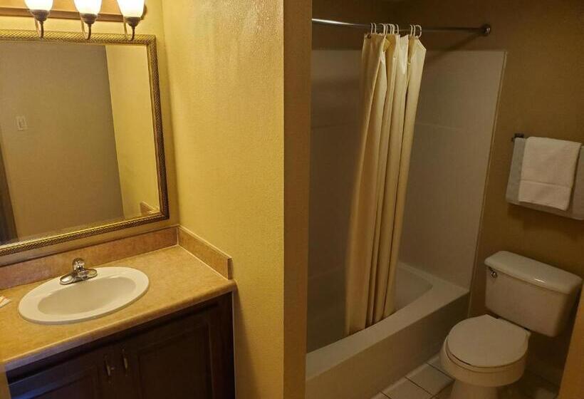 Colonial House Motel