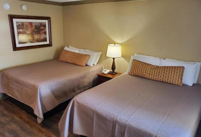 Colonial House Motel