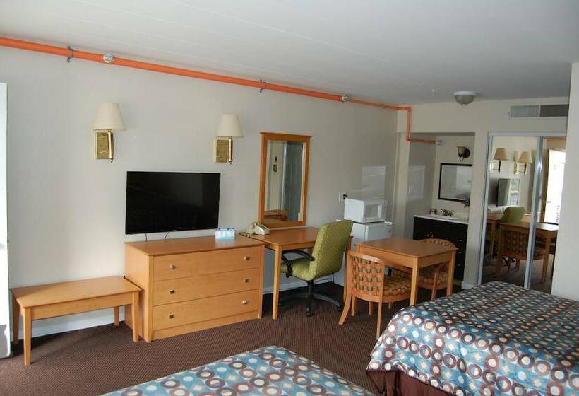 Colony Motel