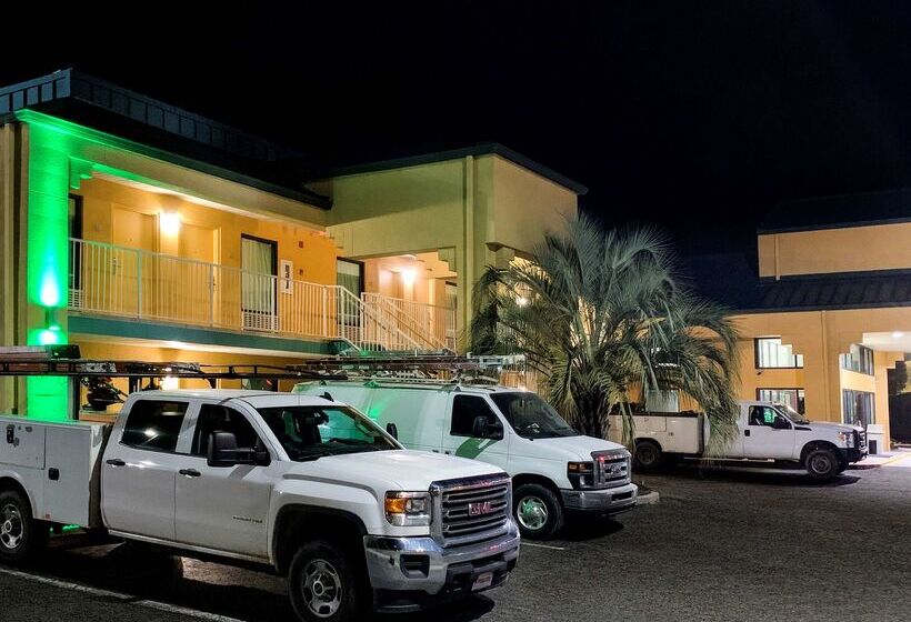 فندق Welcome Inn