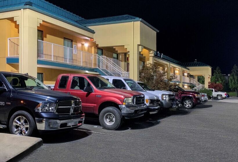 فندق Welcome Inn