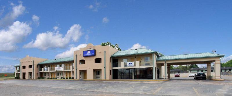 בית מלון כפרי Americas Best Value Inn & Suites Senatobia