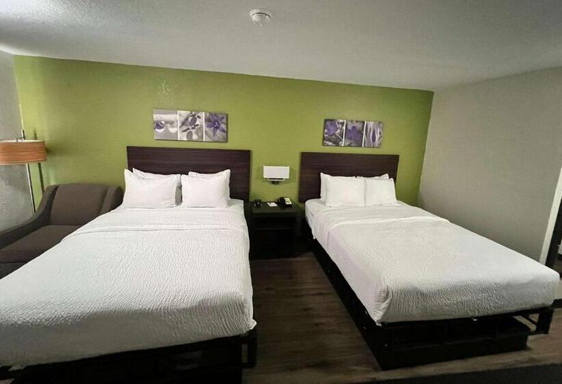 هتل Sleep Inn & Suites Salina I 135