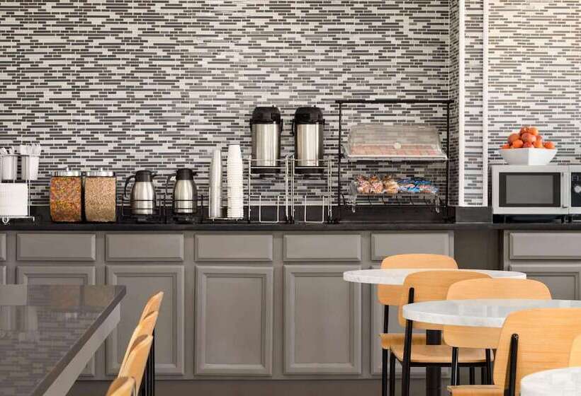 فندق Baymont By Wyndham Blackwell I35