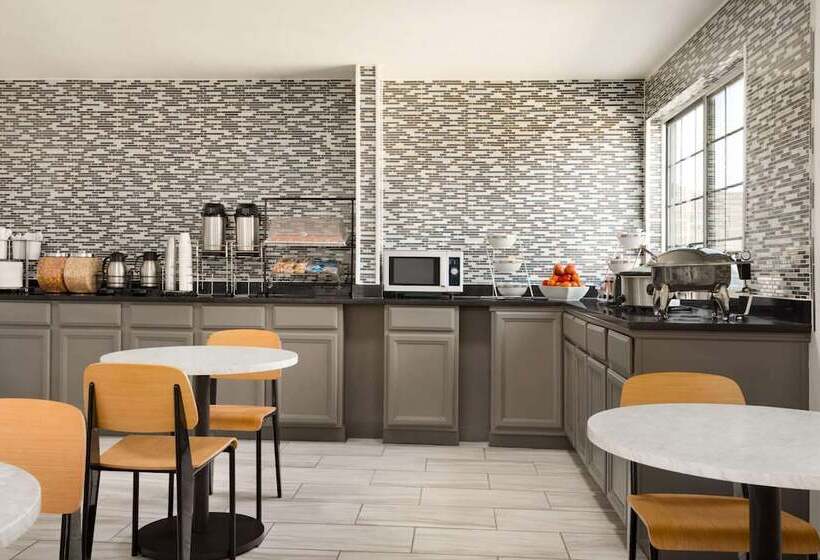 فندق Baymont By Wyndham Blackwell I35