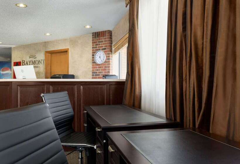 فندق Baymont By Wyndham Cortez