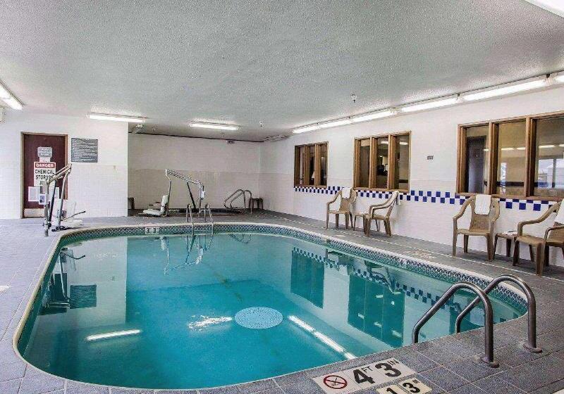 בית מלון כפרי Baymont By Wyndham Fort Dodge