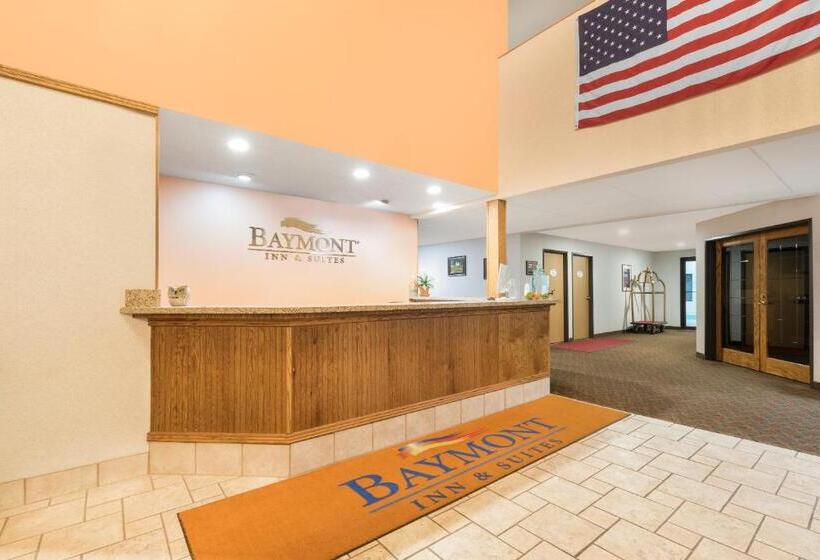 בית מלון כפרי Baymont By Wyndham Hot Springs