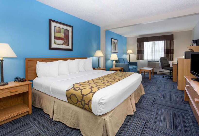 فندق Baymont By Wyndham Marinette