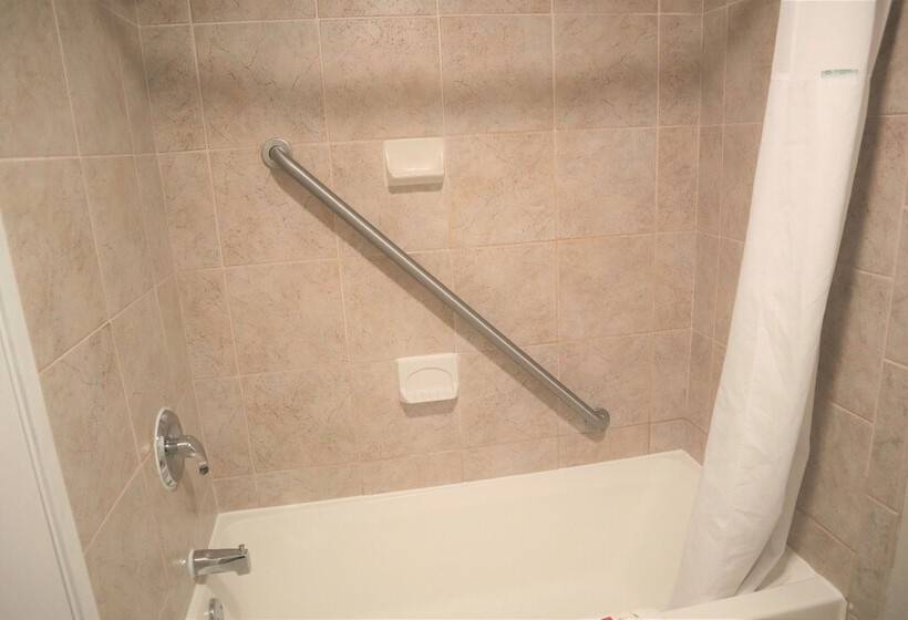 فندق Baymont By Wyndham Norcross Atlanta