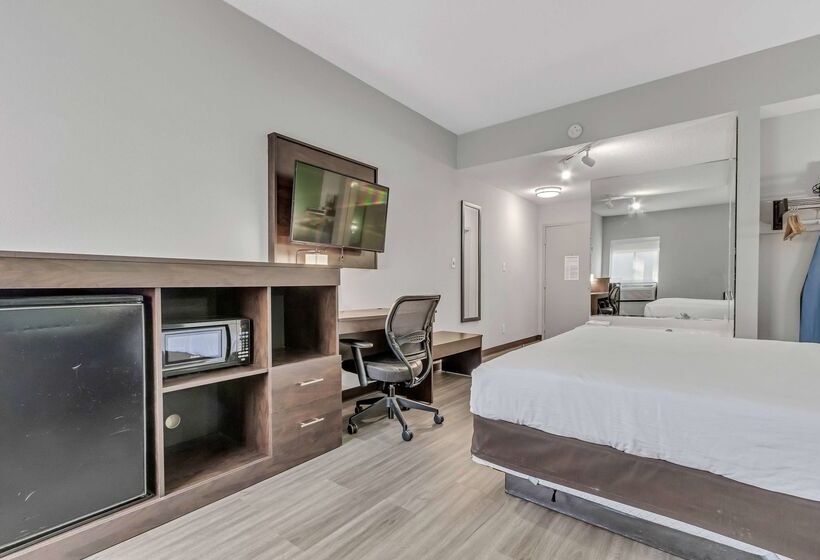 هتل Baymont By Wyndham North Myrtle Beach