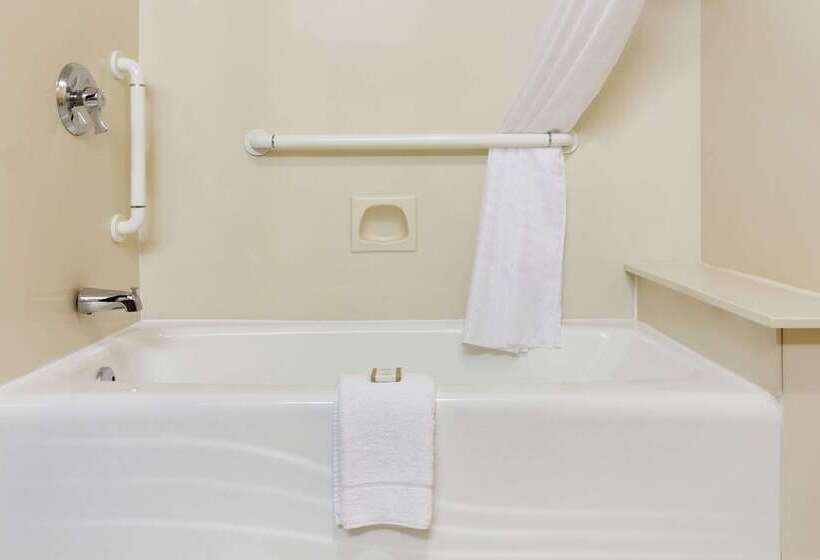 فندق Baymont By Wyndham Oklahoma City Airport