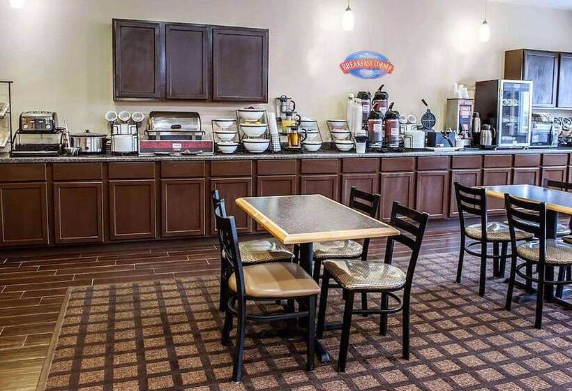 فندق Baymont By Wyndham Richmond I70