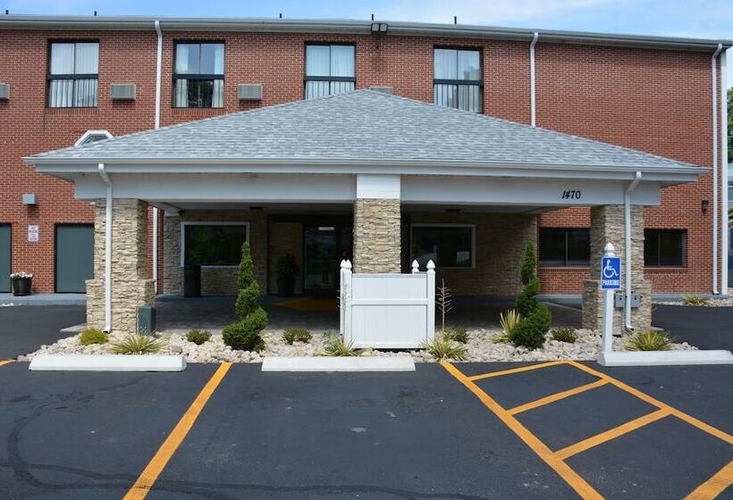 Отель Best Western Cape Cod