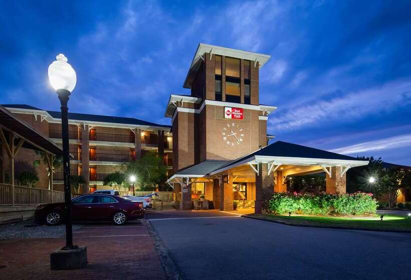 هتل Best Western Plus Coastline Inn