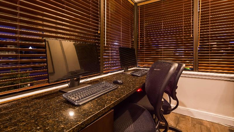 ホテル Best Western Plus Coastline Inn