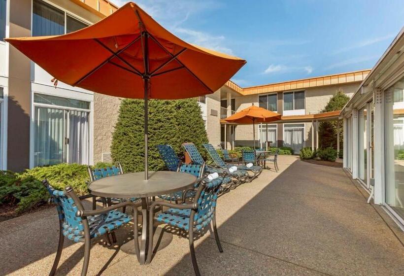 בית מלון כפרי Best Western Plus Coeur D'alene Inn