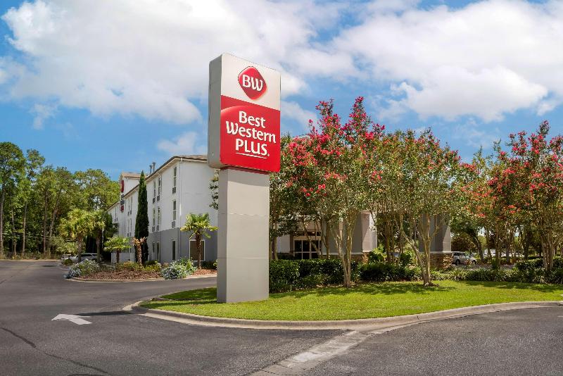 בית מלון כפרי Best Western Plus Tallahassee North